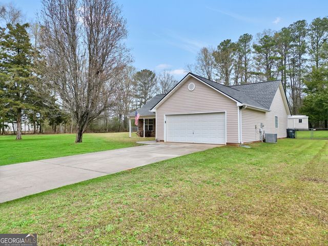15 Tara Way, Covington, GA 30016