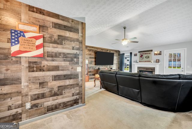 15 Tara Way, Covington, GA 30016