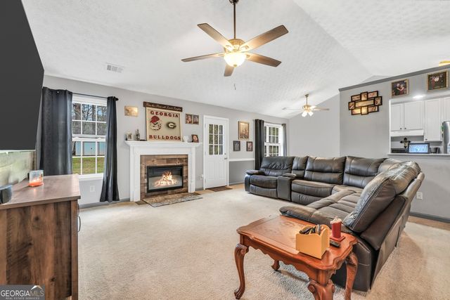 15 Tara Way, Covington, GA 30016