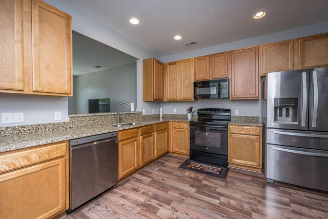 507 Hemingway Circle, Summerville, SC 29483