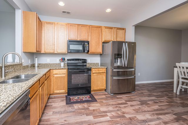 507 Hemingway Circle, Summerville, SC 29483