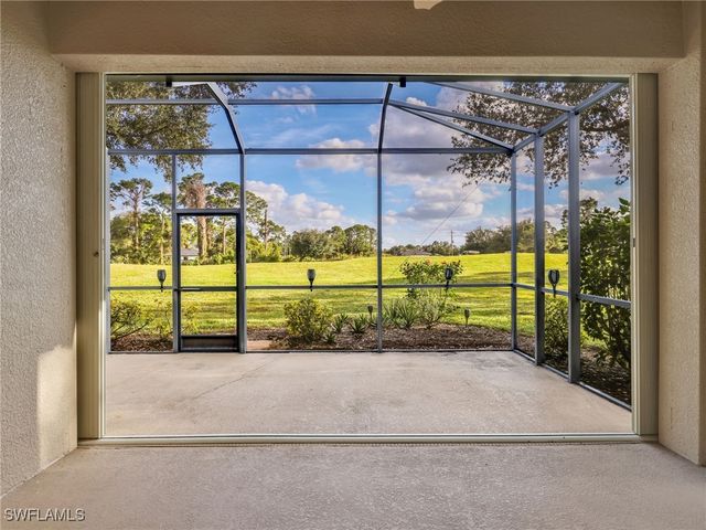 2305 Carnaby CT, Lehigh Acres, FL 33973