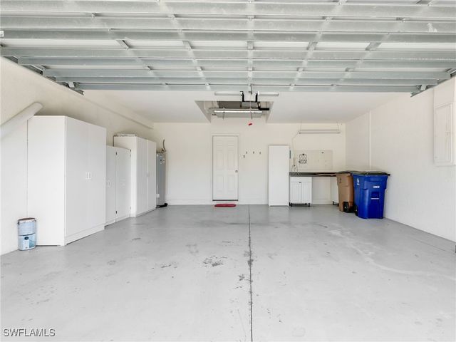 2305 Carnaby CT, Lehigh Acres, FL 33973