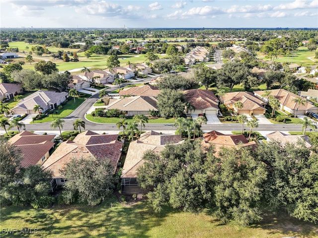 2305 Carnaby CT, Lehigh Acres, FL 33973