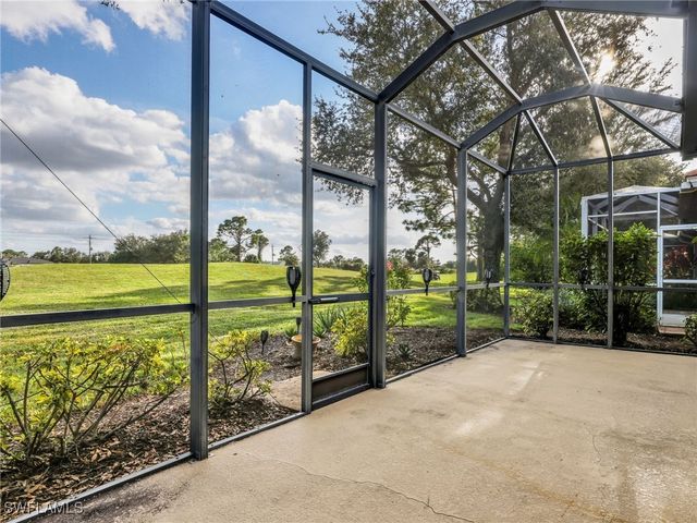 2305 Carnaby CT, Lehigh Acres, FL 33973