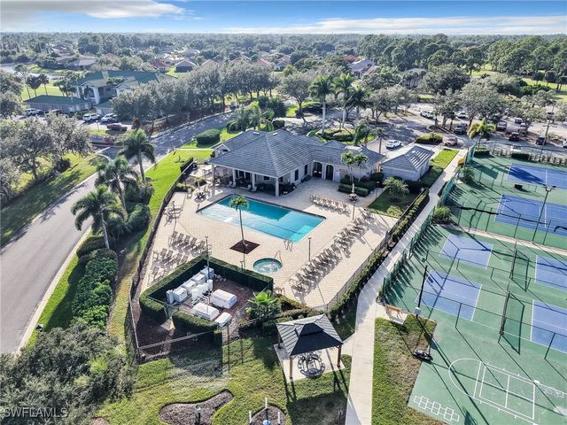 2305 Carnaby CT, Lehigh Acres, FL 33973