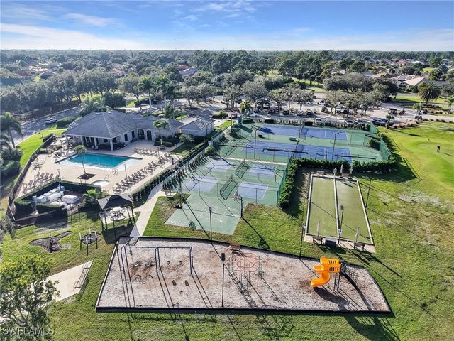 2305 Carnaby CT, Lehigh Acres, FL 33973