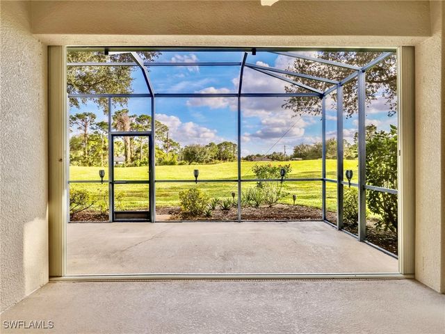 2305 Carnaby CT, Lehigh Acres, FL 33973