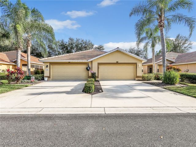 2305 Carnaby CT, Lehigh Acres, FL 33973