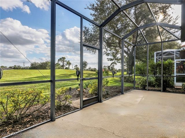 2305 Carnaby CT, Lehigh Acres, FL 33973