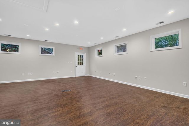 9601 FAIRVIEW AVE, Manassas, VA 20110