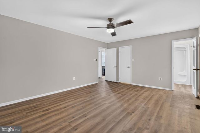 9601 FAIRVIEW AVE, Manassas, VA 20110