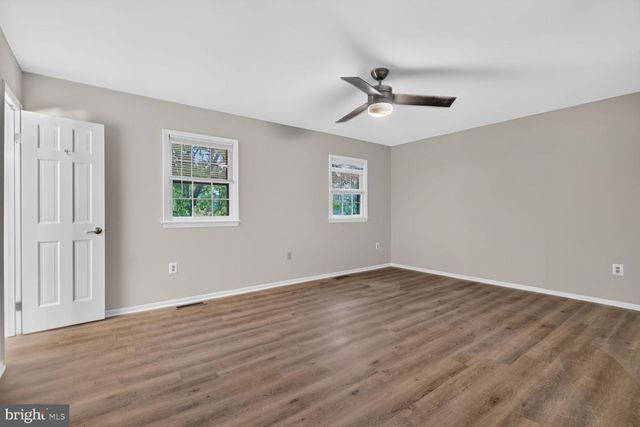9601 FAIRVIEW AVE, Manassas, VA 20110