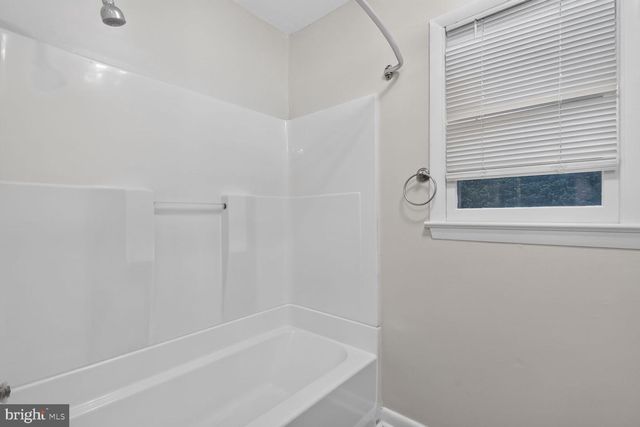 9601 FAIRVIEW AVE, Manassas, VA 20110
