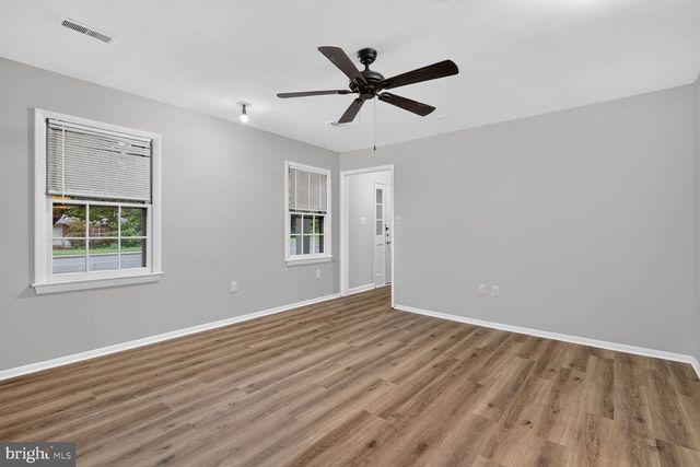 9601 FAIRVIEW AVE, Manassas, VA 20110