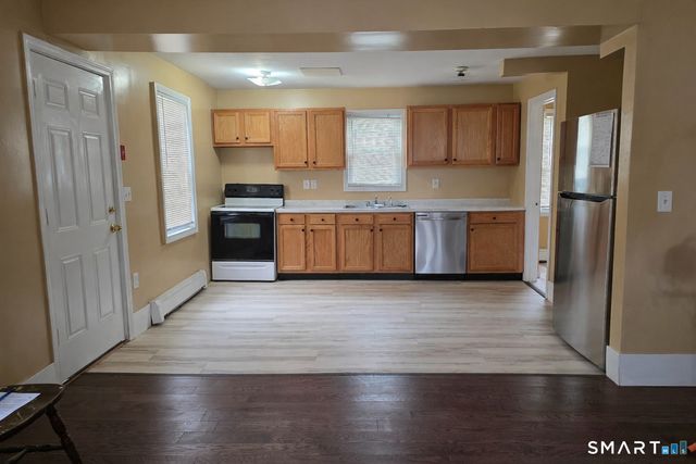 19 Goff Street, Meriden, CT 06451