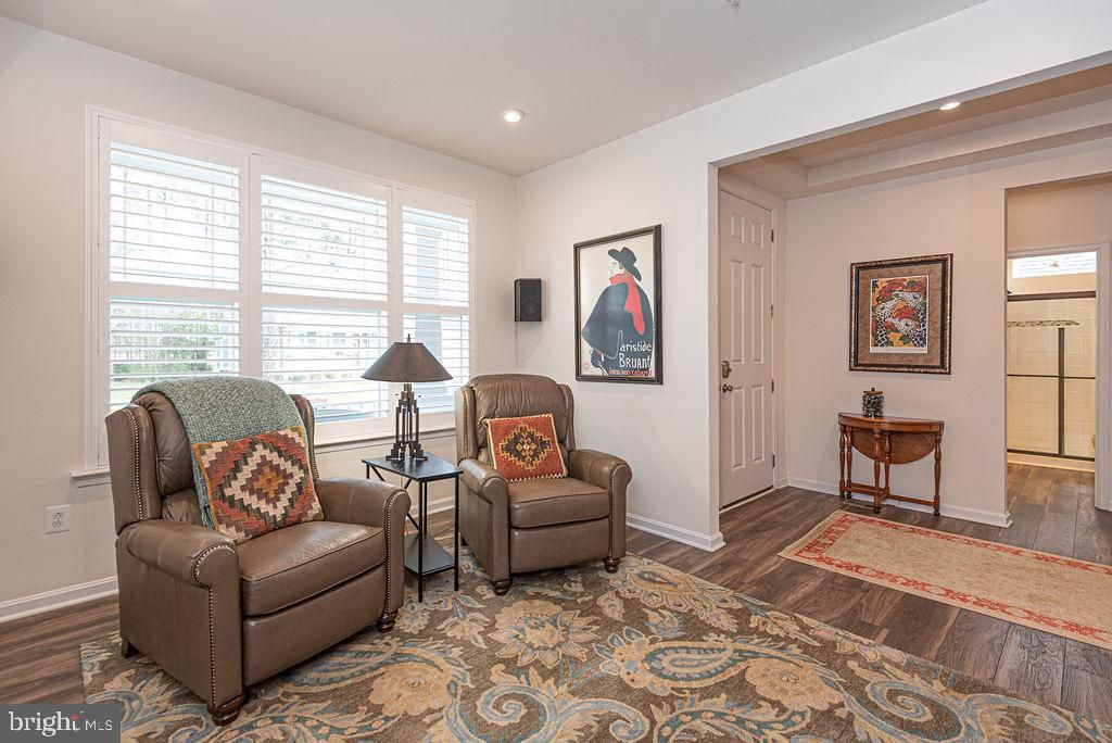 Image 10 of property listing at 10315 QUARTER DECK LN, Berlin, MD 21811