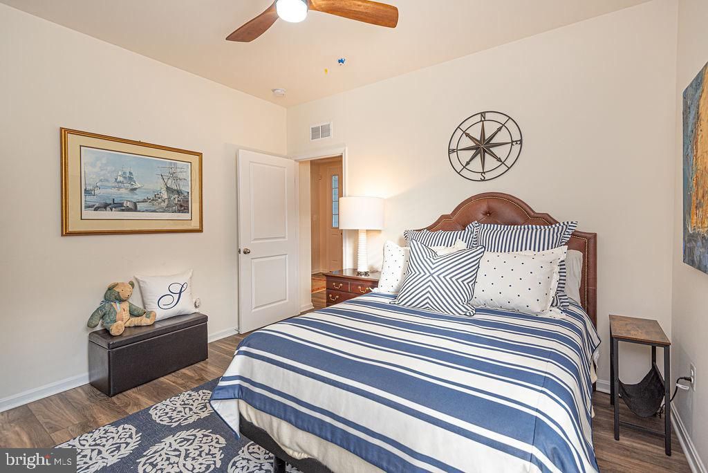 Image 13 of property listing at 10315 QUARTER DECK LN, Berlin, MD 21811