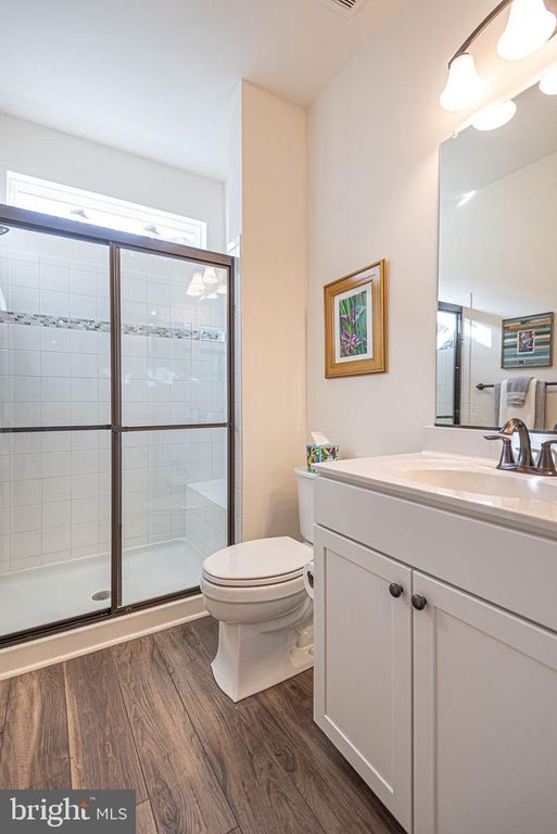 Image 15 of property listing at 10315 QUARTER DECK LN, Berlin, MD 21811