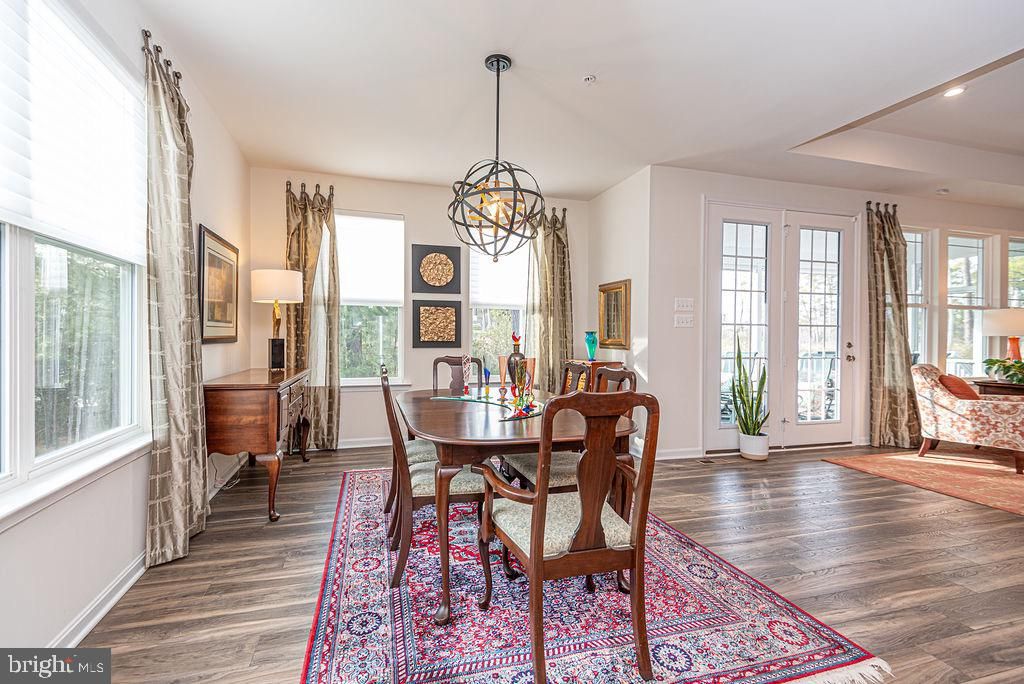 Image 34 of property listing at 10315 QUARTER DECK LN, Berlin, MD 21811