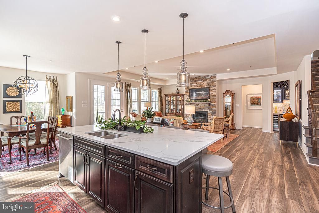 Image 41 of property listing at 10315 QUARTER DECK LN, Berlin, MD 21811