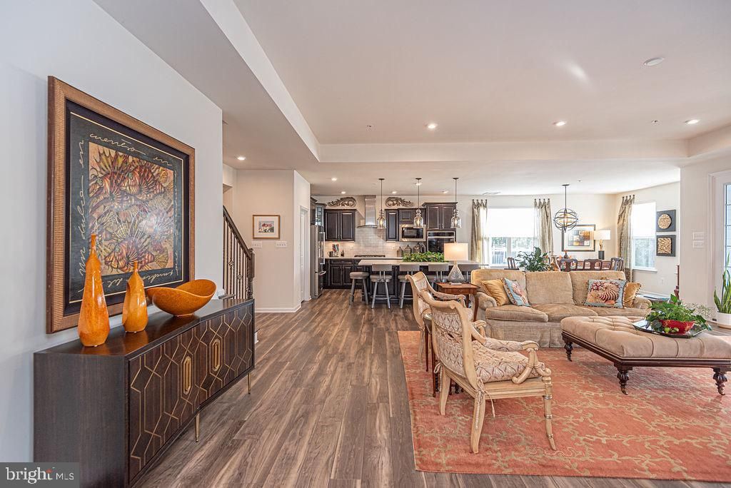 Image 50 of property listing at 10315 QUARTER DECK LN, Berlin, MD 21811