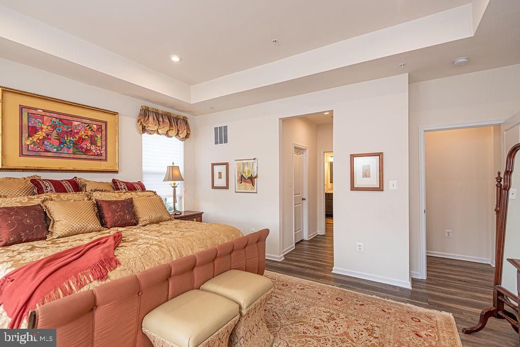 Image 52 of property listing at 10315 QUARTER DECK LN, Berlin, MD 21811