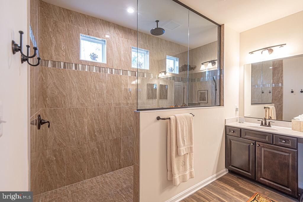 Image 59 of property listing at 10315 QUARTER DECK LN, Berlin, MD 21811