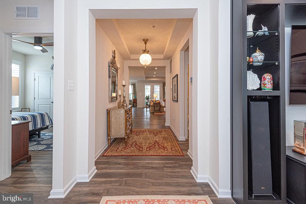 Image 6 of property listing at 10315 QUARTER DECK LN, Berlin, MD 21811