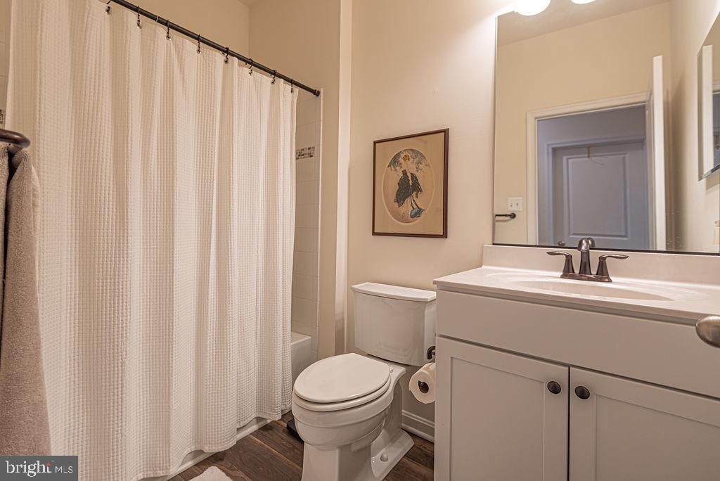 Image 68 of property listing at 10315 QUARTER DECK LN, Berlin, MD 21811