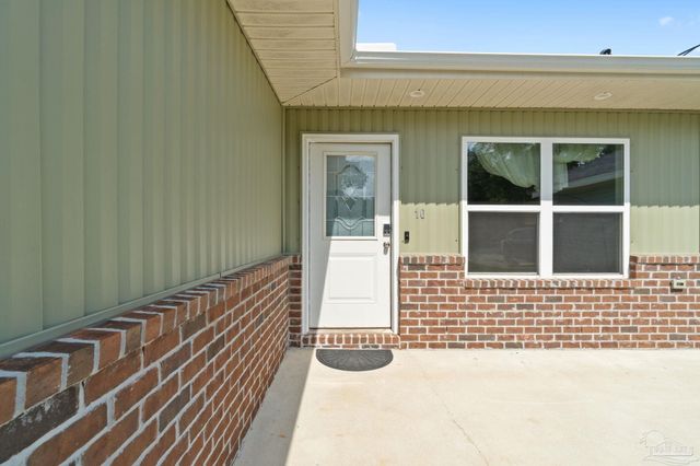 1004 Polk Ave, Pensacola, FL 32507
