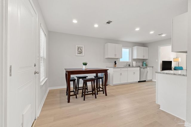 1004 Polk Ave, Pensacola, FL 32507