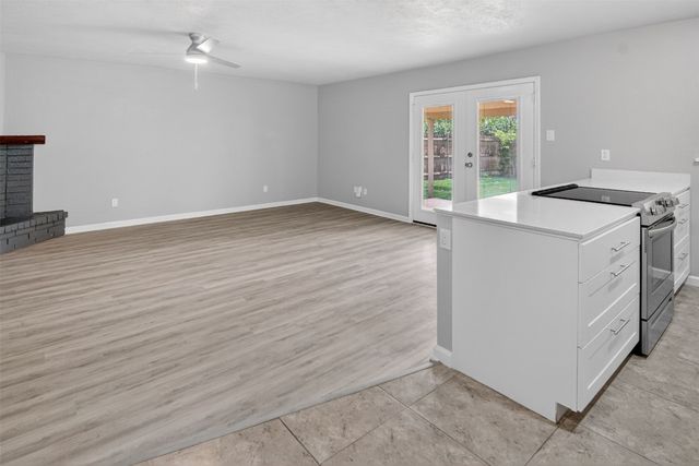 6600 Sunset Road, North Richland Hills, TX 76182