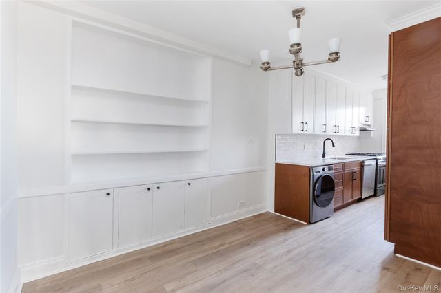 3725 Henry Hudson Parkway 12D, Bronx, NY 10463