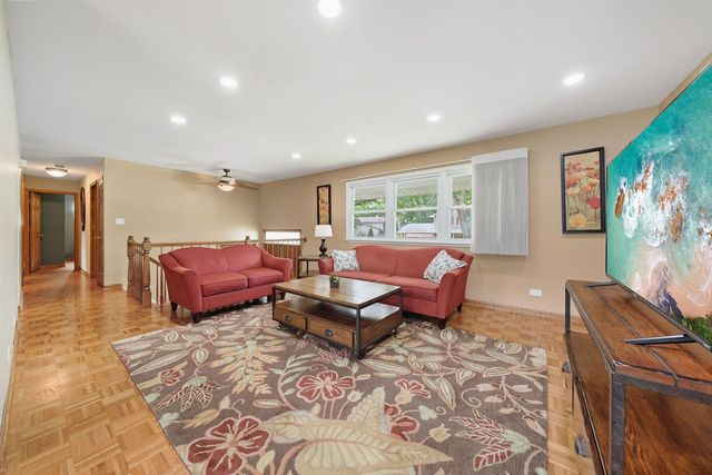 503 N Schirra Drive, Palatine, IL 60074