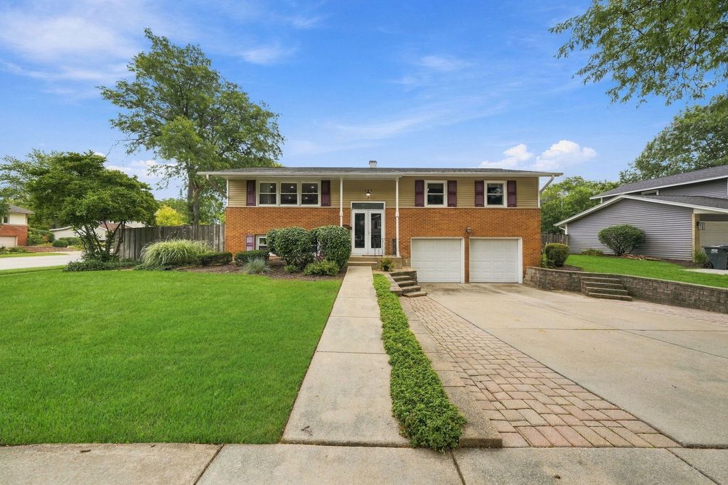 503 N Schirra Drive, Palatine, IL 60074