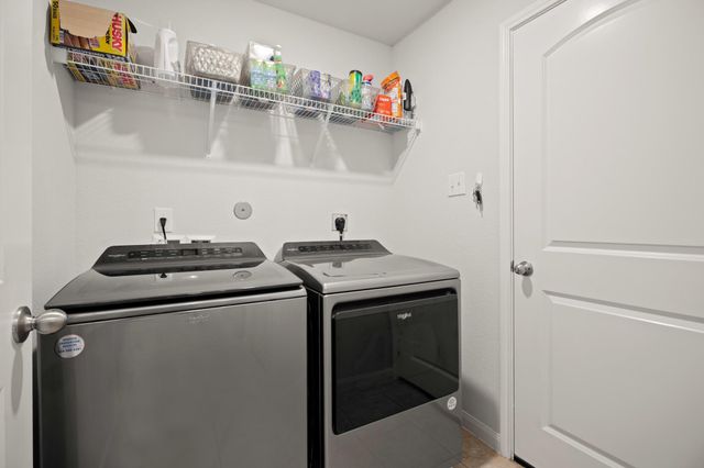 6214 El Topacio Dr, Houston, TX 77048