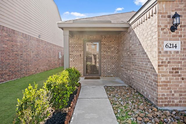 6214 El Topacio Dr, Houston, TX 77048