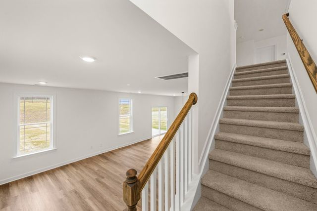 5025 Salient Dr, Spring Hill, TN 37174