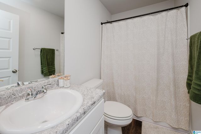 286 AMBER AVENUE, Calera, AL 35040