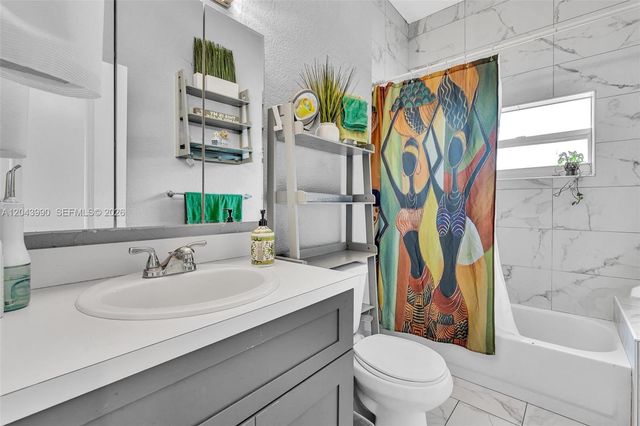 1800 NW 3rd Ct, Fort Lauderdale, FL 33311
