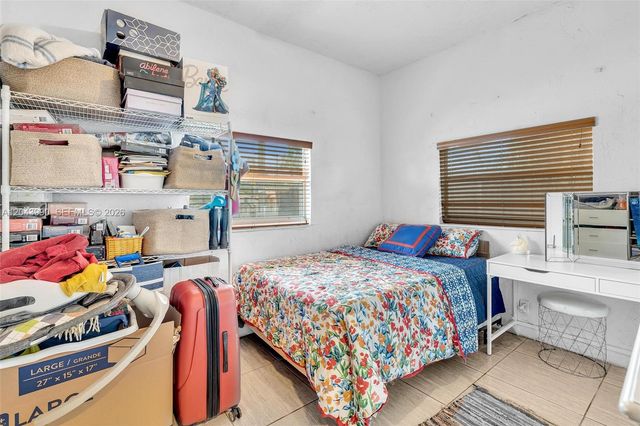 1800 NW 3rd Ct, Fort Lauderdale, FL 33311