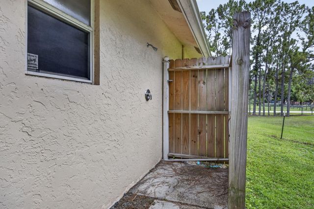 14883 60TH Court N, The Acreage, FL 33470