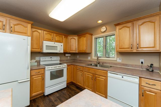 1604 E Gaylord Street, Mount Pleasant, MI 48858