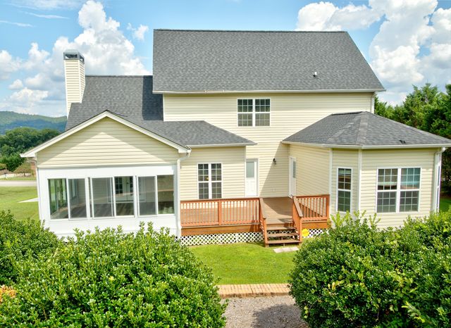 65 Thorncrest Drive, Ringgold, GA 30736