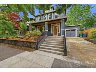 1024 Ne GOING St, Portland, OR 97211