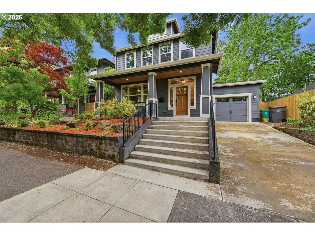 1024 Ne GOING St, Portland, OR 97211
