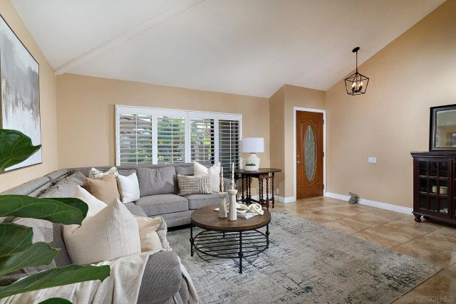 9176 Truman St, San Diego, CA 92129
