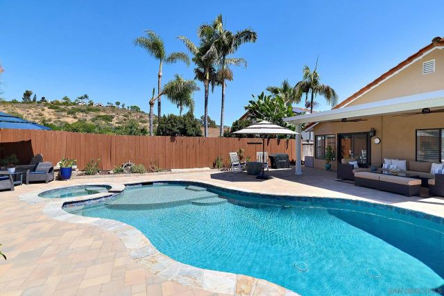 9176 Truman St, San Diego, CA 92129