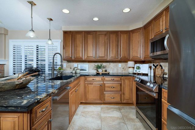 9176 Truman St, San Diego, CA 92129